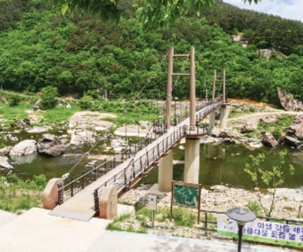 순창 섬진강시골길 현수교